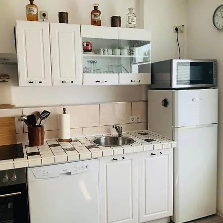 Wunderschoene Altbauwohnung In Toplage * Biederitz