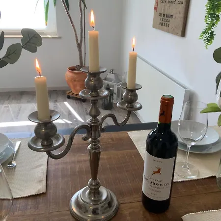 Apartman Wunderschoene Altbauwohnung In Toplage