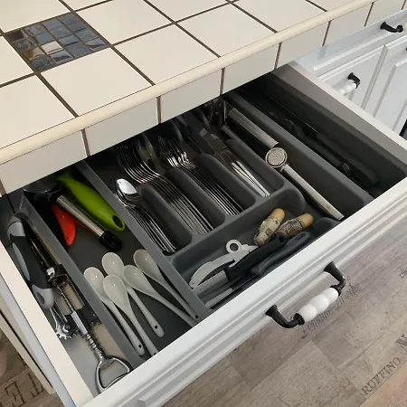 Wunderschoene Altbauwohnung In Toplage Biederitz