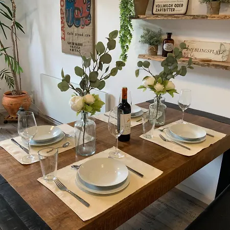 Wunderschoene Altbauwohnung In Toplage * Biederitz