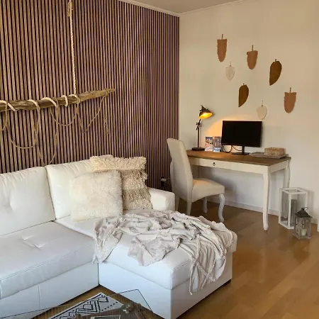 Wunderschoene Altbauwohnung In Toplage * Biederitz